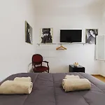 Corte Del Dattilo Nel Borgo Antico Case de vacanță *