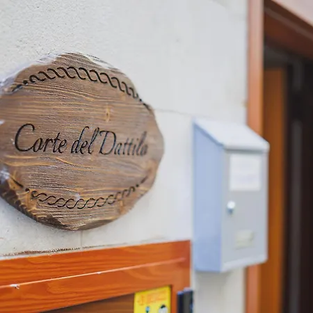 Corte Del Dattilo Nel Borgo Antico Bari