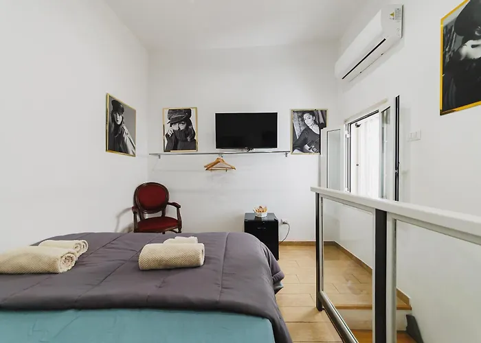 Corte Del Dattilo Nel Borgo Antico Bari